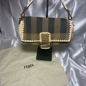 Fendi Black and Brown Shoulder Bag